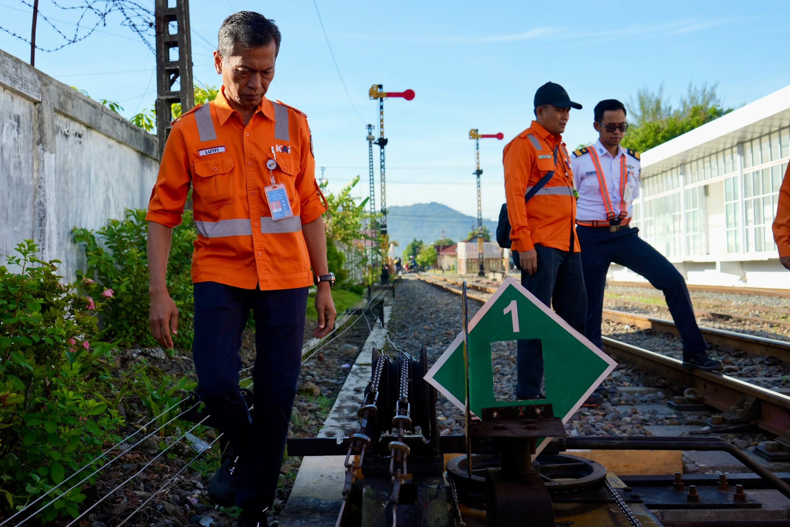 KAI Divre II Sumbar Periksa Jalur Kereta Padang–Bukit Putus Antisipasi Cuaca Ekstrem, 52 Perjalanan Kini Beroperasi