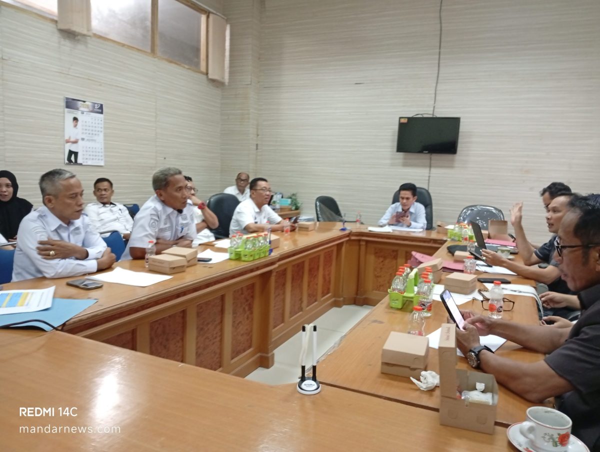 16 Camat Polewali Mandar Paparkan Persoalan Pasar Sampai Tambang, Komisi I DPRD Dorong Inovasi Renja 2027