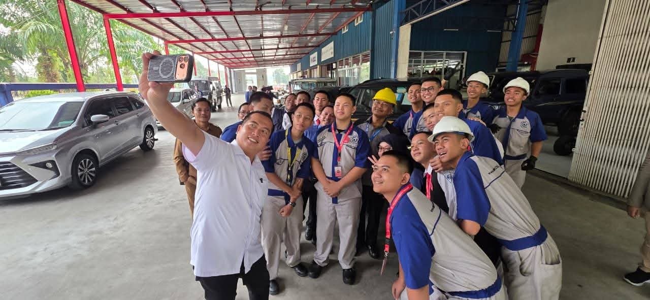 Gubernur NTB Iqbal Pelajari Model SMK Berbasis Industri di Bekasi, Target Cetak Lulusan Siap Kerja ke Jepang dan Jerman
