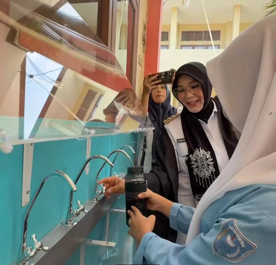 SMPN 9 Banda Aceh Kini Miliki Toilet Ramah Anak dan Air Minum RO, Hasil Kolaborasi UNICEF-Wings