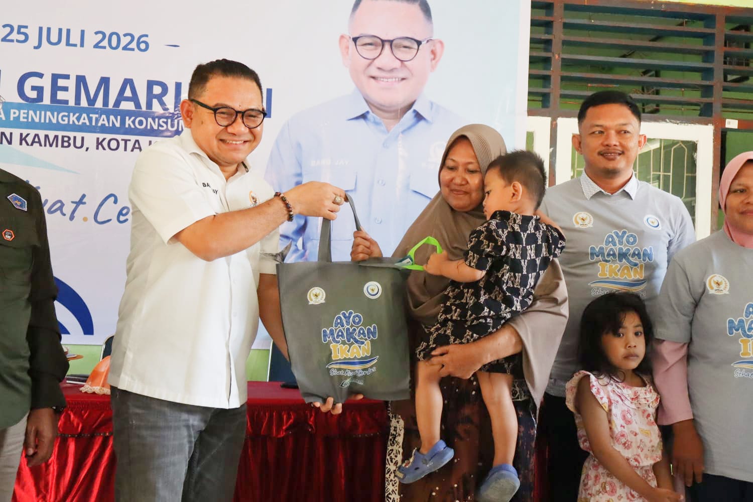 Anggota DPR RI Jaelani Gelar Program Gemarikan di Empat Kelurahan Kendari, Dorong Warga Cegah Stunting dengan Konsumsi Ikan