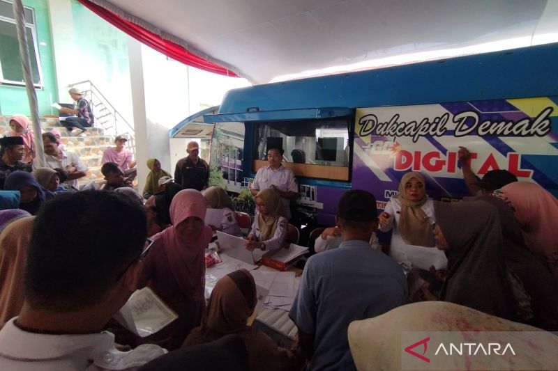 4 Desa di Demak Siap Layani Akta Kelahiran hingga KK Mandiri, Warga Tak Perlu ke Kantor Dindukcapil