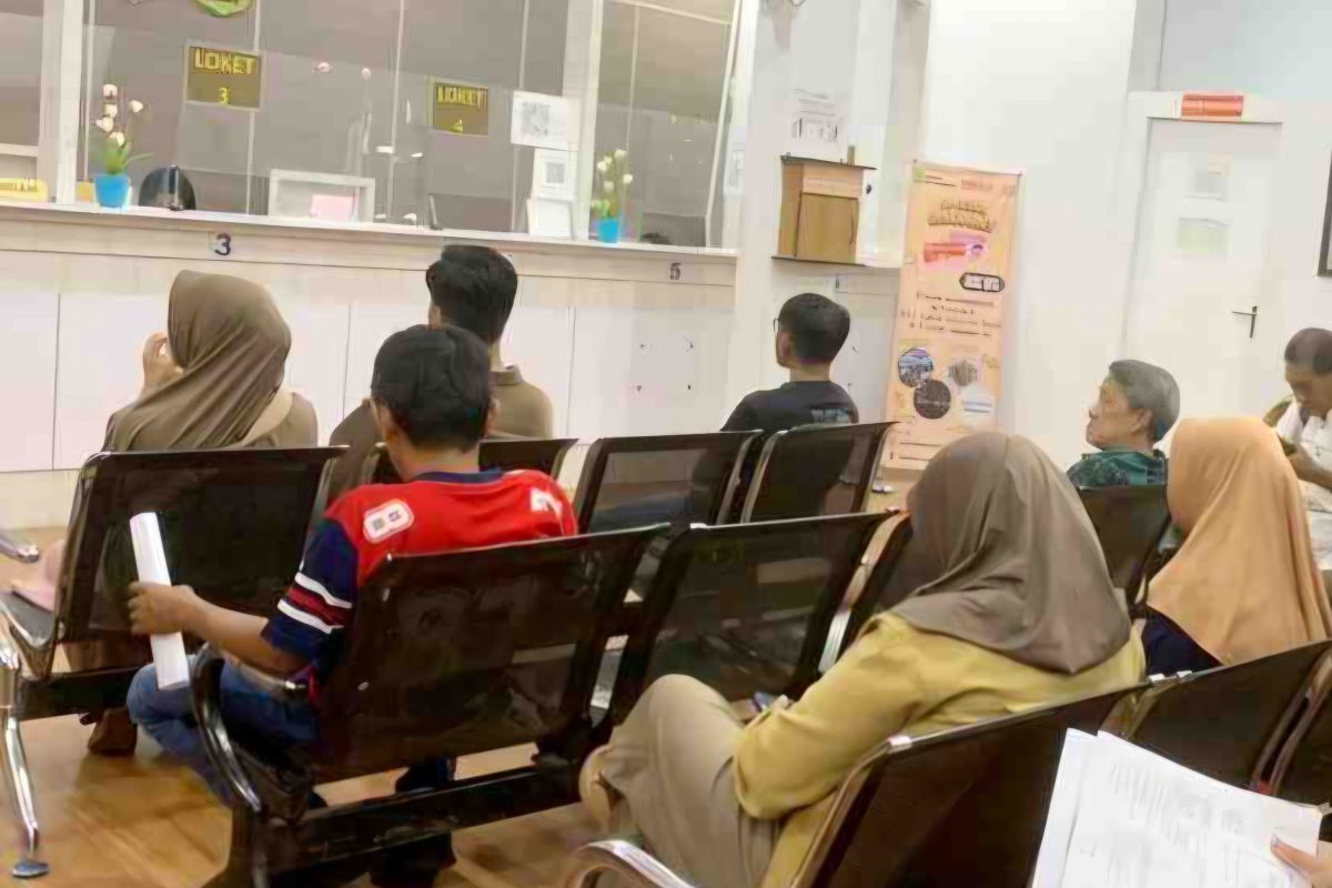 Permohonan KK Barcode di Tanjungpinang Tembus Ribuan per Hari Jelang SPMB SMA/SMK 2026/2027