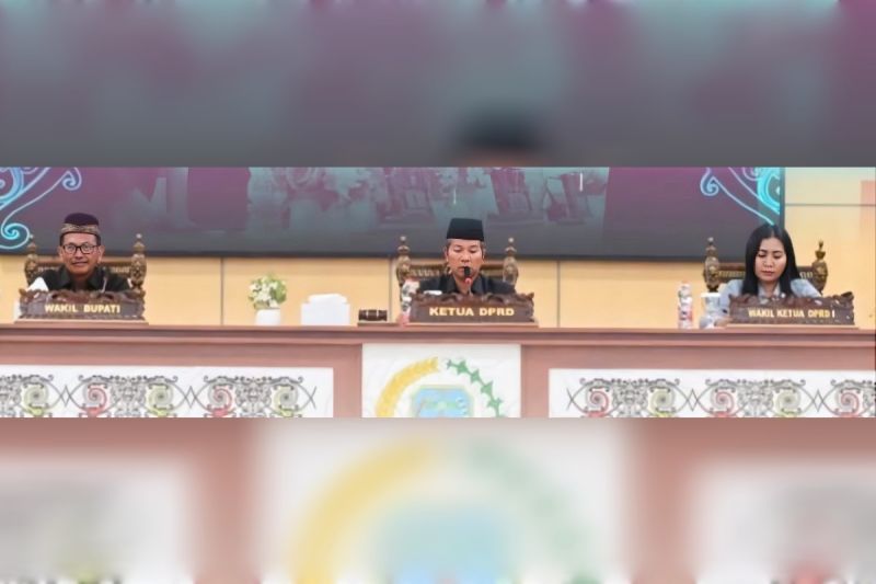 Wabup Lamandau Abdul Hamid Hadiri Paripurna DPRD, 13 Fraksi Setujui Raperda Pertanggungjawaban APBD 2025