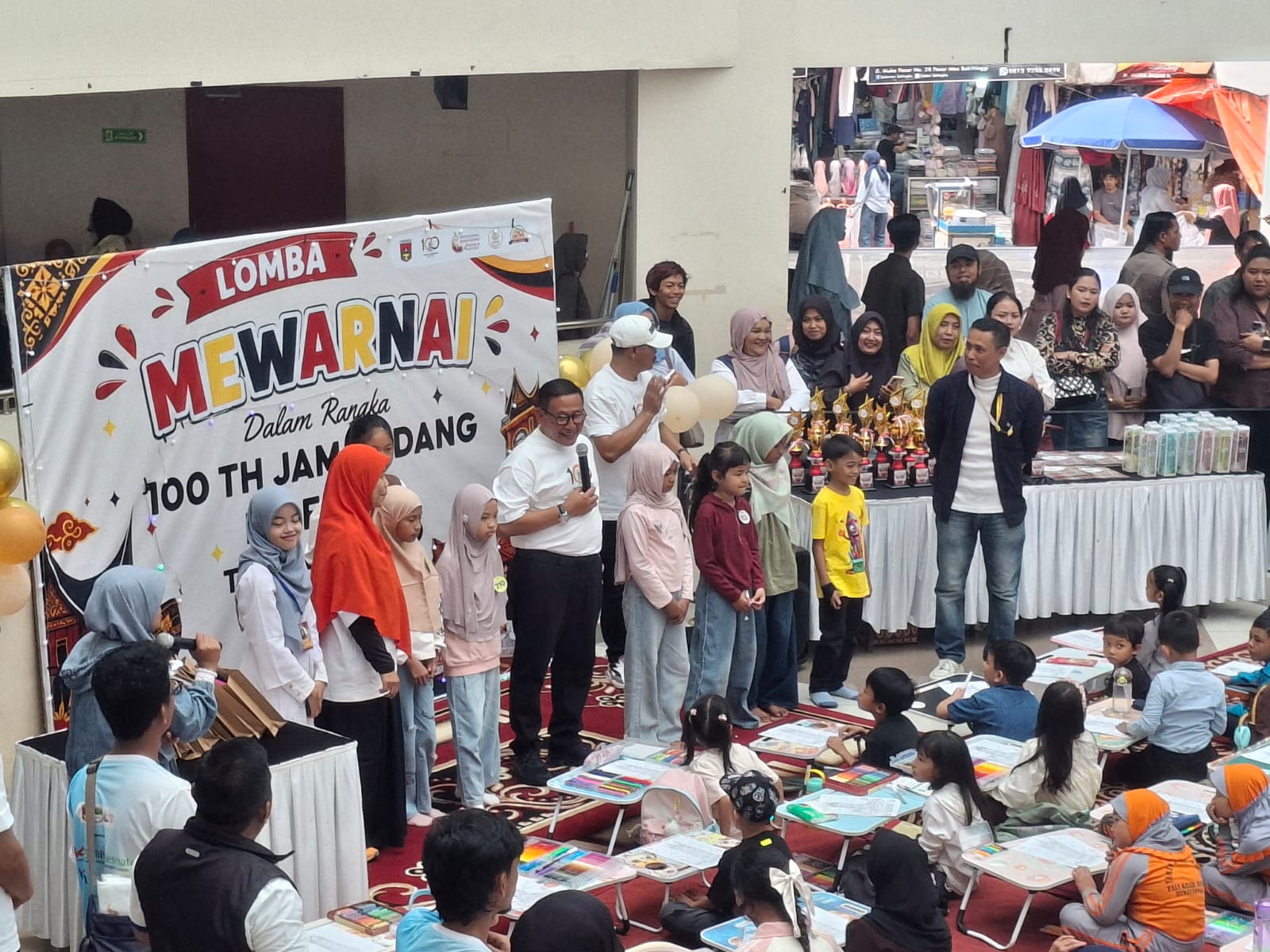 Festival Literasi Internasional di Bukittinggi Tembus Ribuan Peserta, Panitia Ucapkan Terima Kasih ke Wali Kota Ramlan Nurmatias