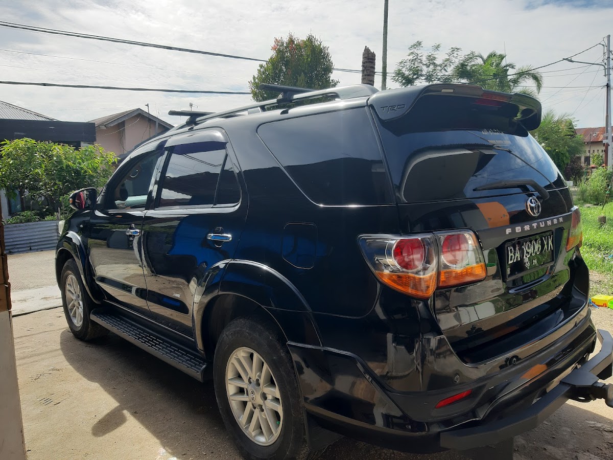 10 Bengkel Cat Mobil Padang Sumatera Barat 2026: Hasil Rapi & Harga Bersahabat