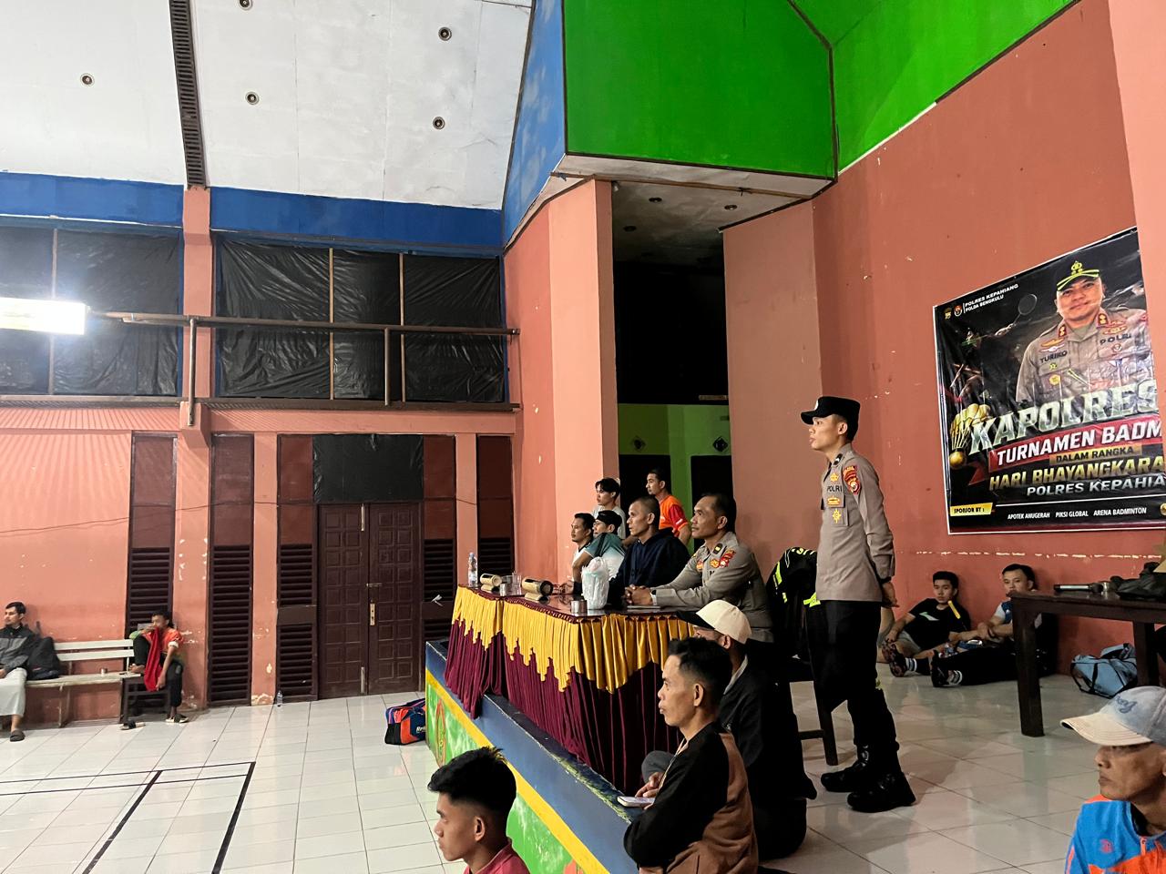 Polres Kepahiang Kerahkan Personel Kawal Turnamen Badminton Kapolres Cup dalam Rangka Hari Bhayangkara ke-80