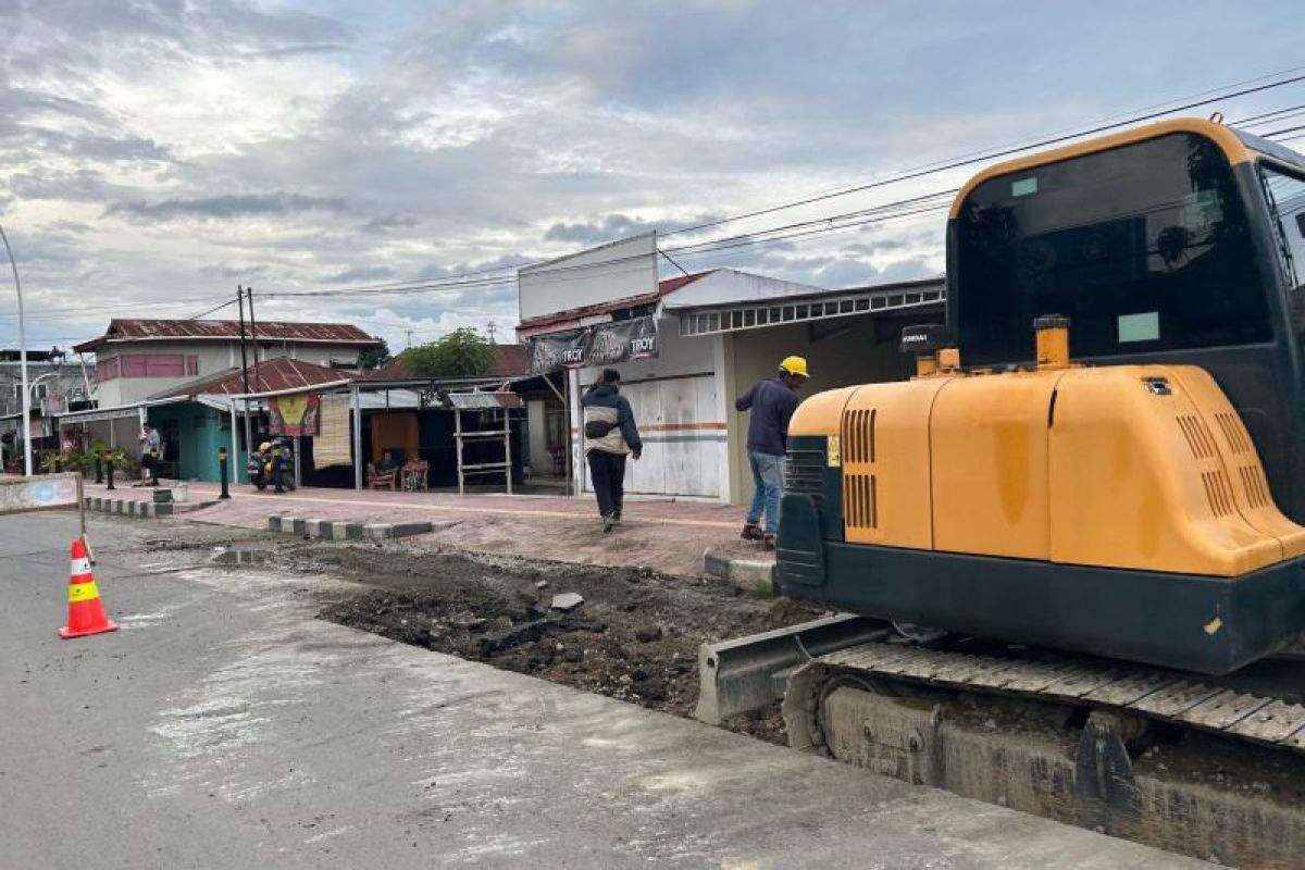 Pemprov Gorontalo Prioritaskan Perbaikan Jalan Penghubung Pusat Pendidikan dan Pasar, Anggaran Terbatas Jadi Kendala