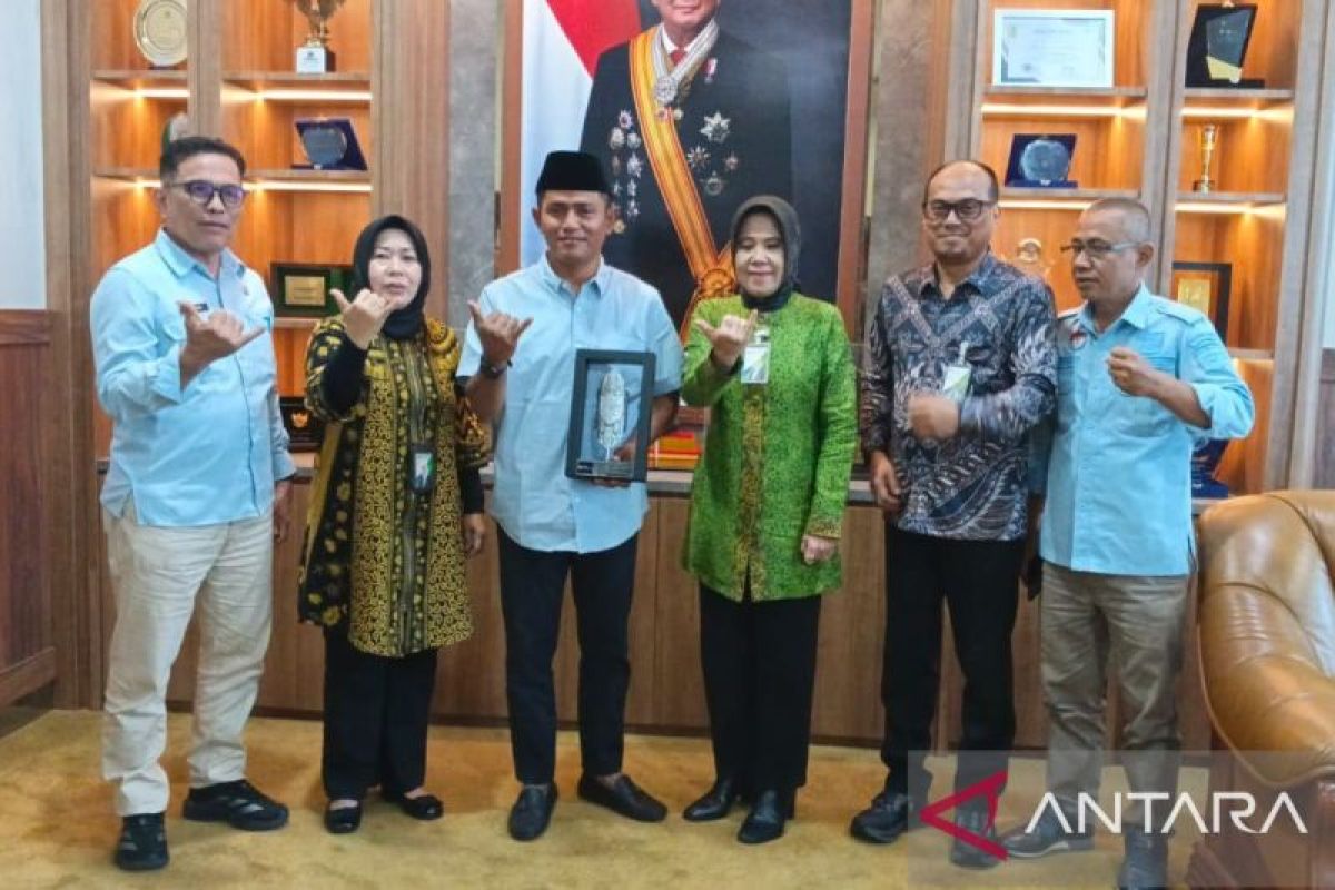 Pemkab Solok Gandeng BPJS Ketenagakerjaan, 3.600 Klaim Jamsostek Telah Diserahkan ke Pekerja Rentan