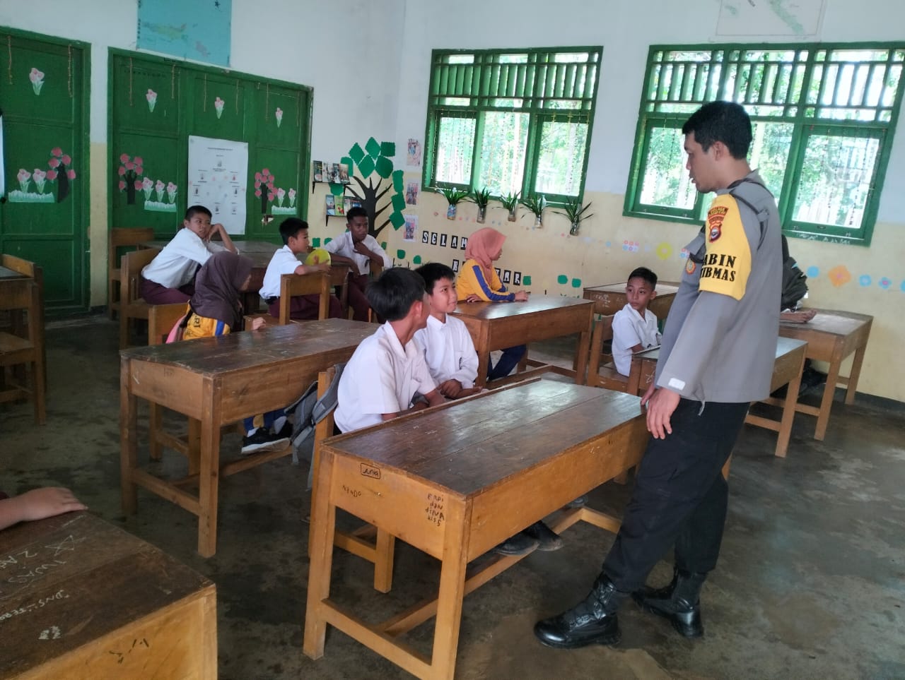 Polres Bengkulu Utara Gelar Jumat Curhat di Tengah Masyarakat, Warga Sampaikan Keluhan soal Narkoba hingga Kenakalan Remaja