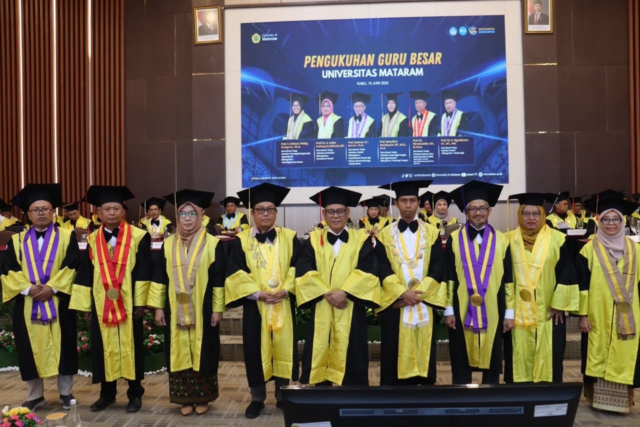Unram Kukuhkan Enam Guru Besar Baru, Rektor Tekankan Profesor Harus Jadi Agen Transformasi Masyarakat