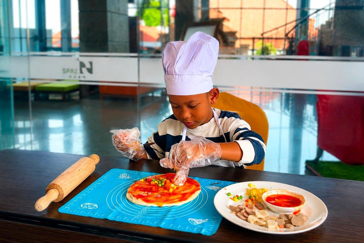 33 Anak di Pangkalpinang Ikuti Kids Cooking Class di Swiss-Belhotel, Belajar Membuat Pizza Sambut Akhir Liburan