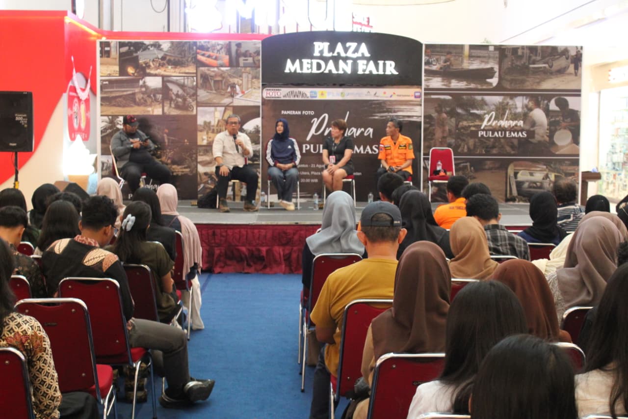 Pameran Foto Bencana Prahara Pulau Emas di Medan Jadi Ruang Edukasi Mitigasi, Penyintas Banjir Aceh Tamiang Ceritakan Pengalaman