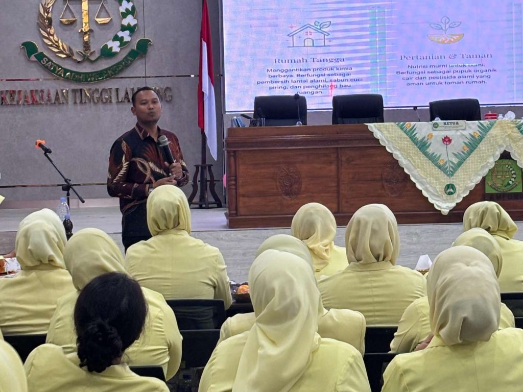 IAD Lampung dan Emak.ID Teken MoU Kurangi Sampah Domestik, Gelar Pelatihan Eco Enzyme untuk Ibu Rumah Tangga