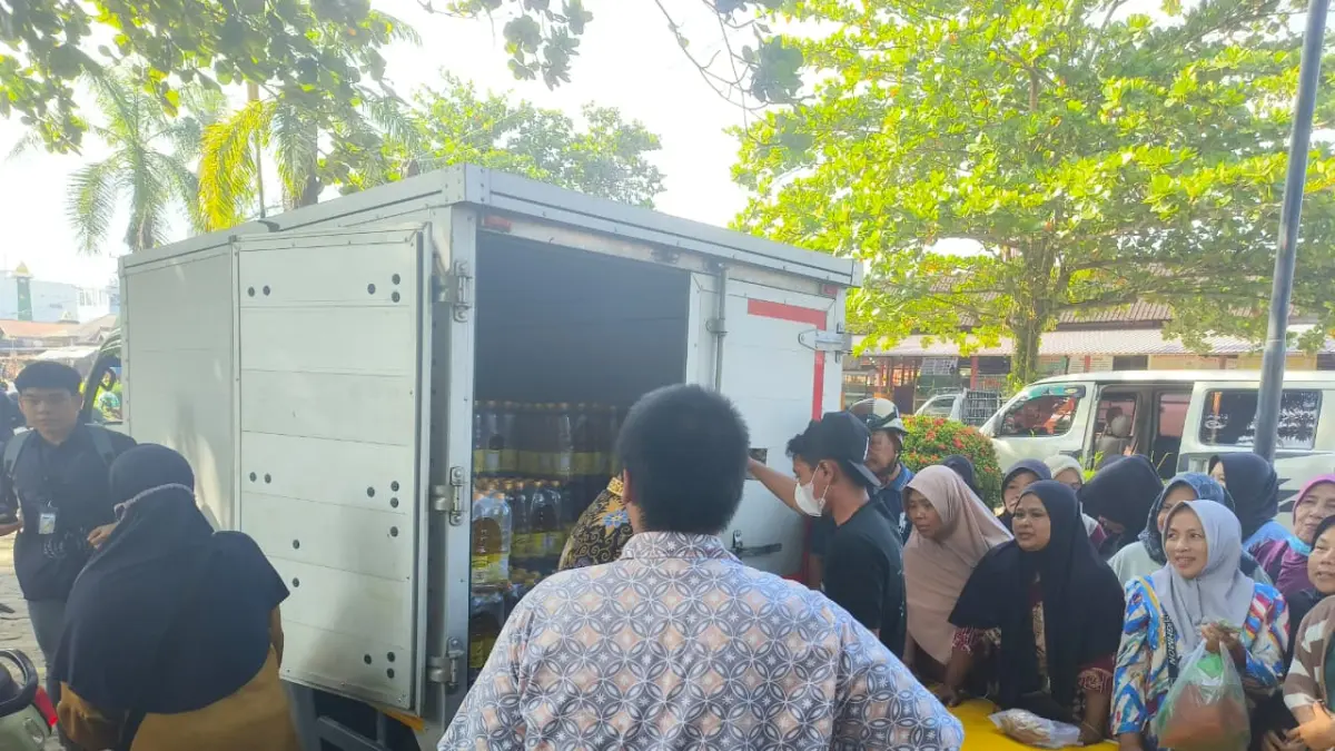 Bulog Kotim Pastikan Mitra Jual Minyakita Sesuai HET, Harga Minyak Goreng Murah Tak Boleh Naik Sembarangan