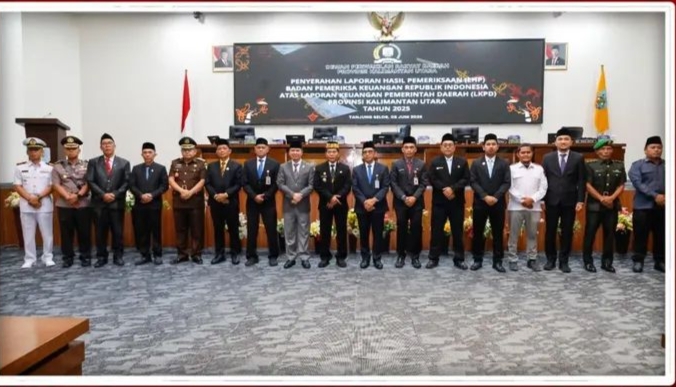 Pemprov Kaltara Kembali Raih Opini WTP ke-12 dari BPK, Gubernur Zainal Paliwang Terima LHP di DPRD