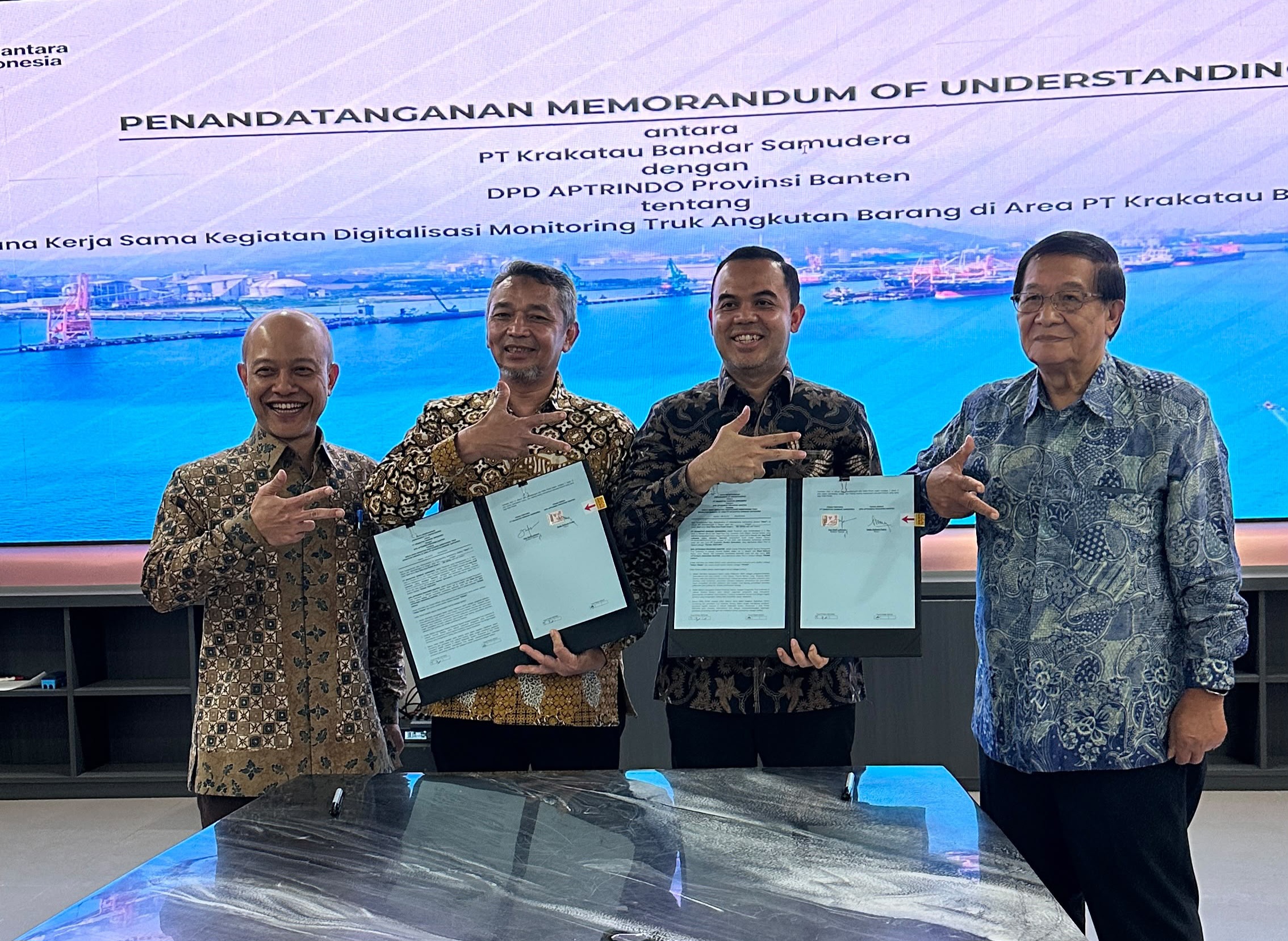 PT KBS dan APTRINDO Banten Resmi Digitalisasi Monitoring Truk Angkutan Barang di Pelabuhan Cilegon