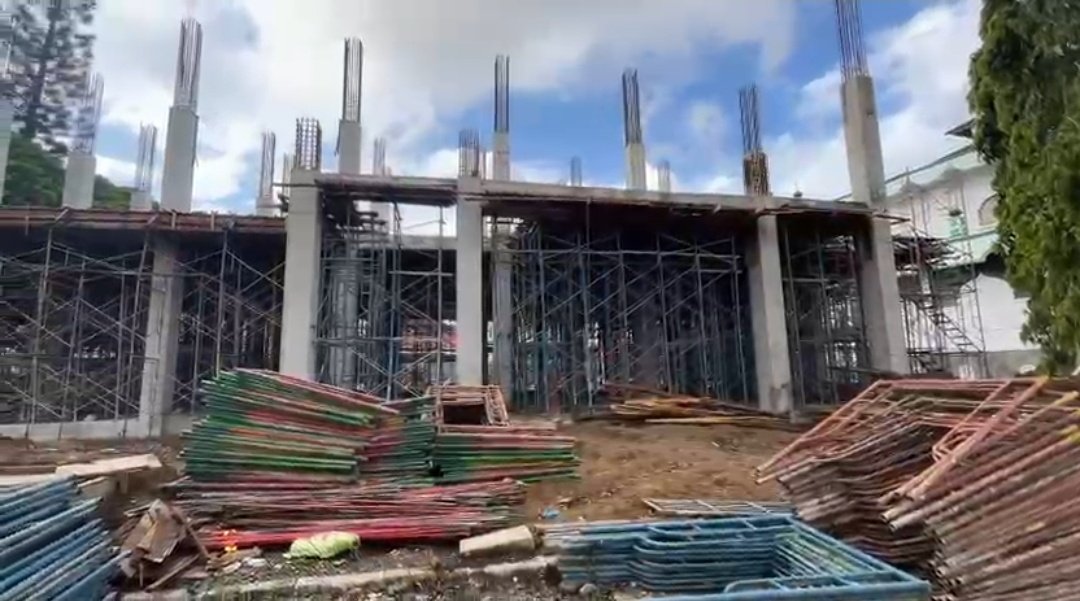 Proyek Gedung Kuliah ISI Padang Panjang Senilai Rp12,7 Miliar Putus Kontrak, PPK Blokir Nomor Media, APH Diminta Turun Tangan