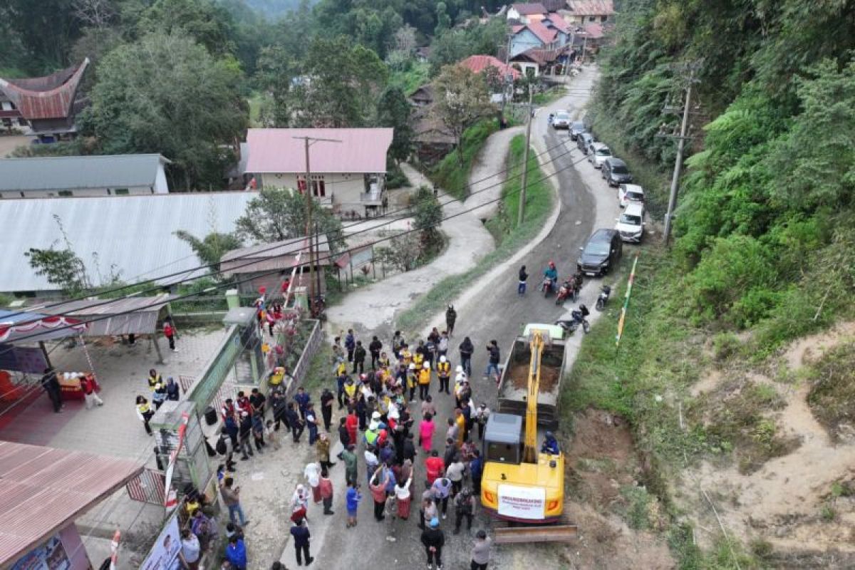 Gubernur Sulsel Andi Sudirman Minta Dukungan Warga Bangun Jalan Rantepao-Pangala-Baruppu di Toraja Utara, Anggaran Rp239 Miliar