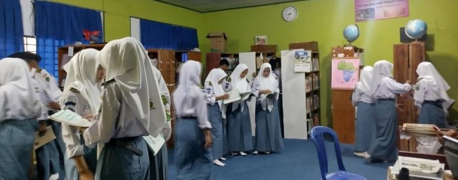 Siswa Kelas XII A MAN 1 Muaro Jambi Jadikan Perpustakaan sebagai Pusat Belajar Matematika, Bentuk Kemandirian dan Literasi