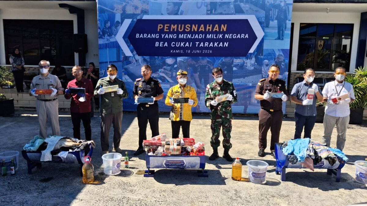 Bea Cukai Tarakan Musnahkan Rokok Ilegal hingga Pakaian Bekas Impor Senilai Rp248 Juta