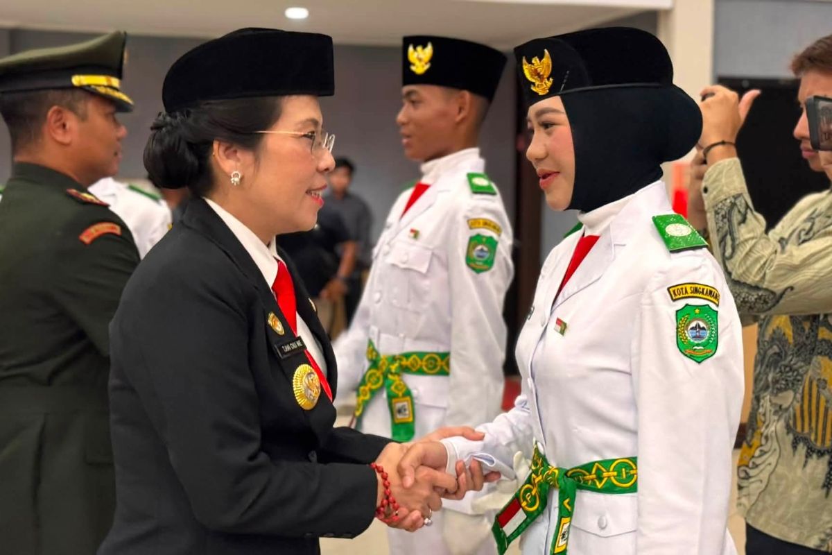 33 Anggota Paskibraka Singkawang Siap Bertugas di HUT ke-81 RI, Wali Kota Ingatkan Jaga Kebugaran