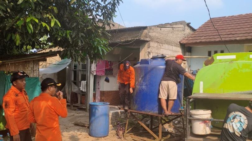35 KK di Setu Terdampak Kekeringan, Pemkot Tangsel Distribusikan 5.000 Liter Air Bersih