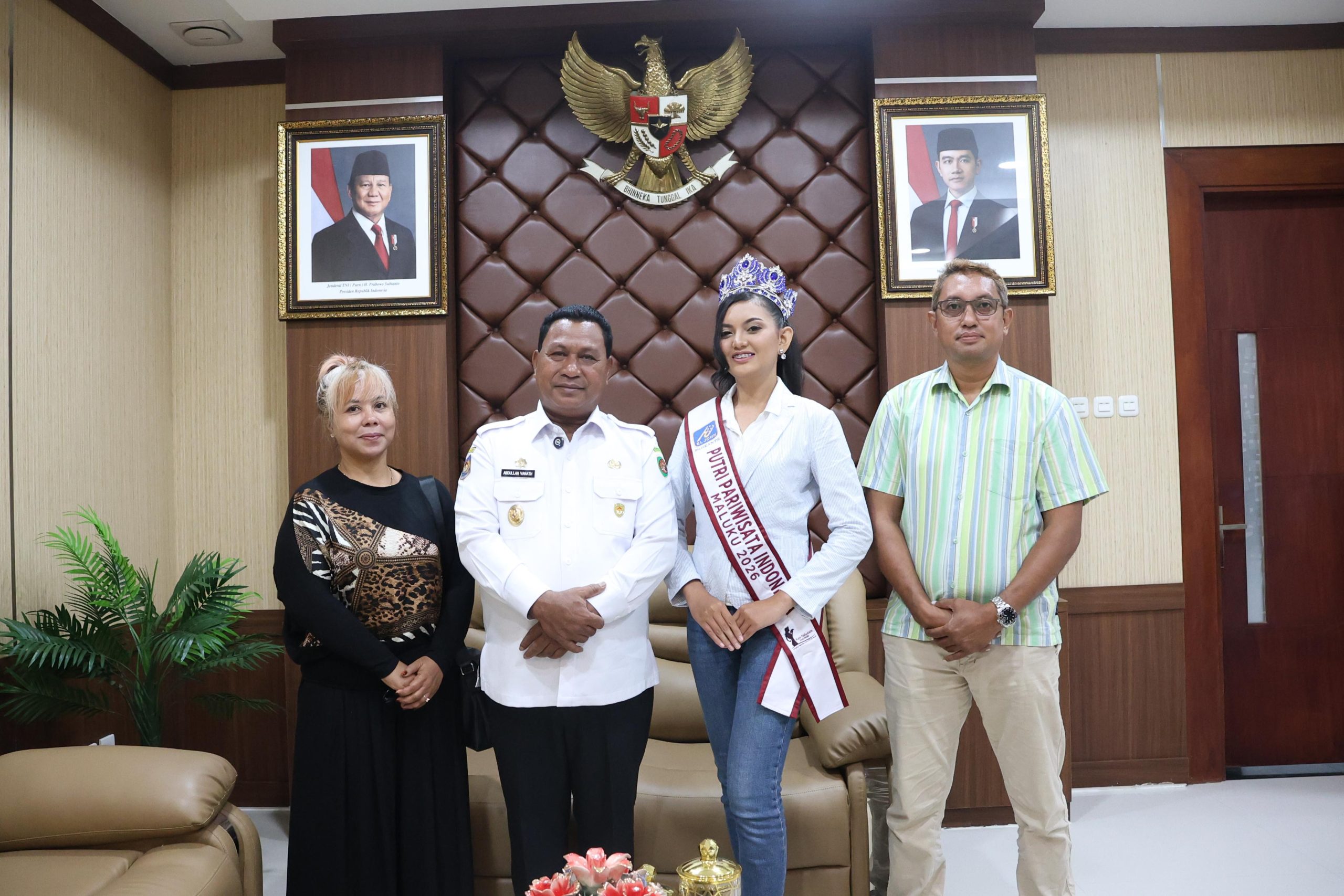 Wagub Maluku Abdullah Vanath Lepas Helvi Nanda Kuhuparuw ke Ajang Putri Pariwisata Nasional, Bawa Misi Promosi Kepulauan Banda