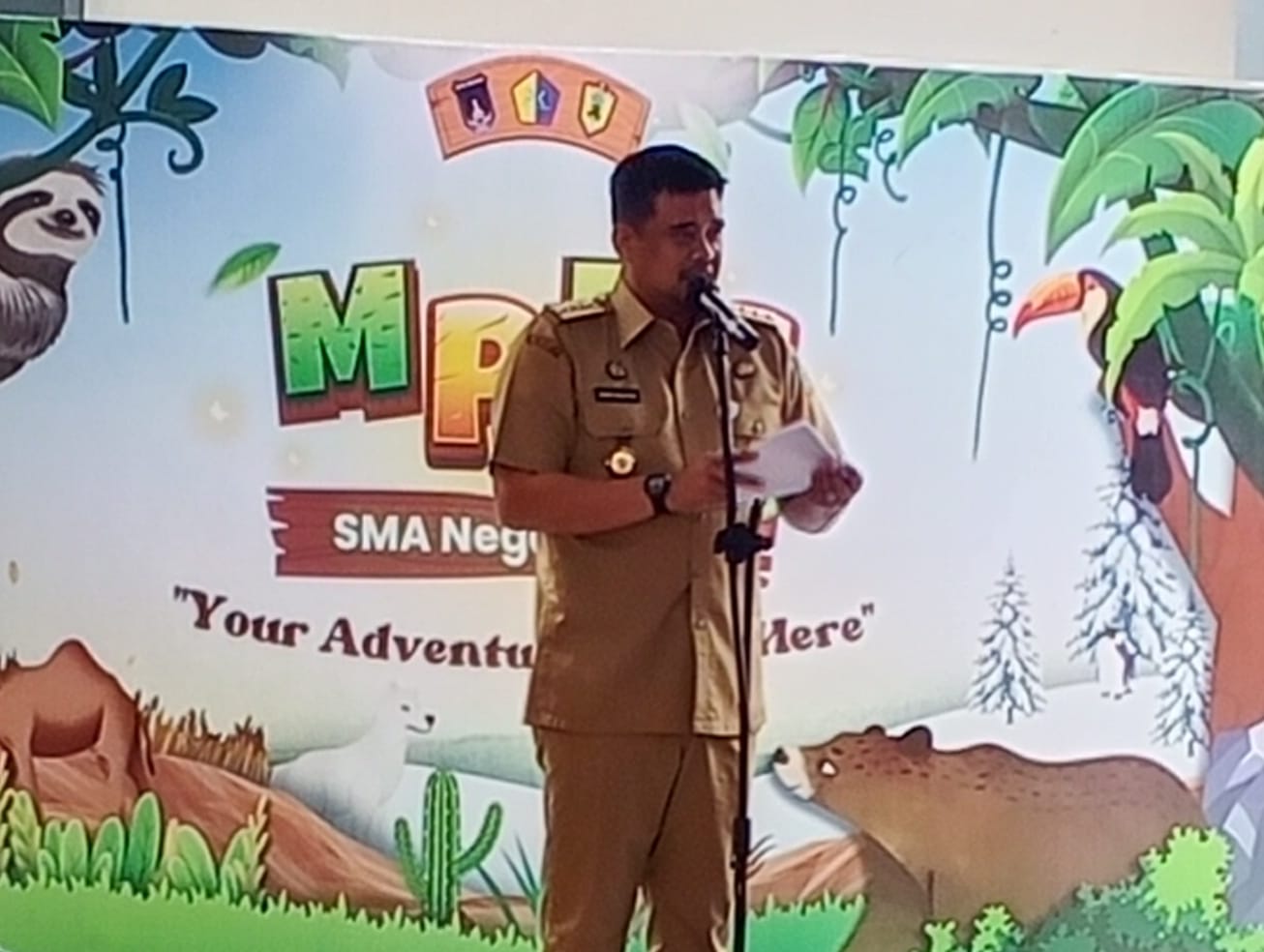 Gubernur Sumut Bobby Nasution Buka MPLS di SMA Negeri 1 Binjai, 130.613 Siswa Baru Ikuti Masa Orientasi