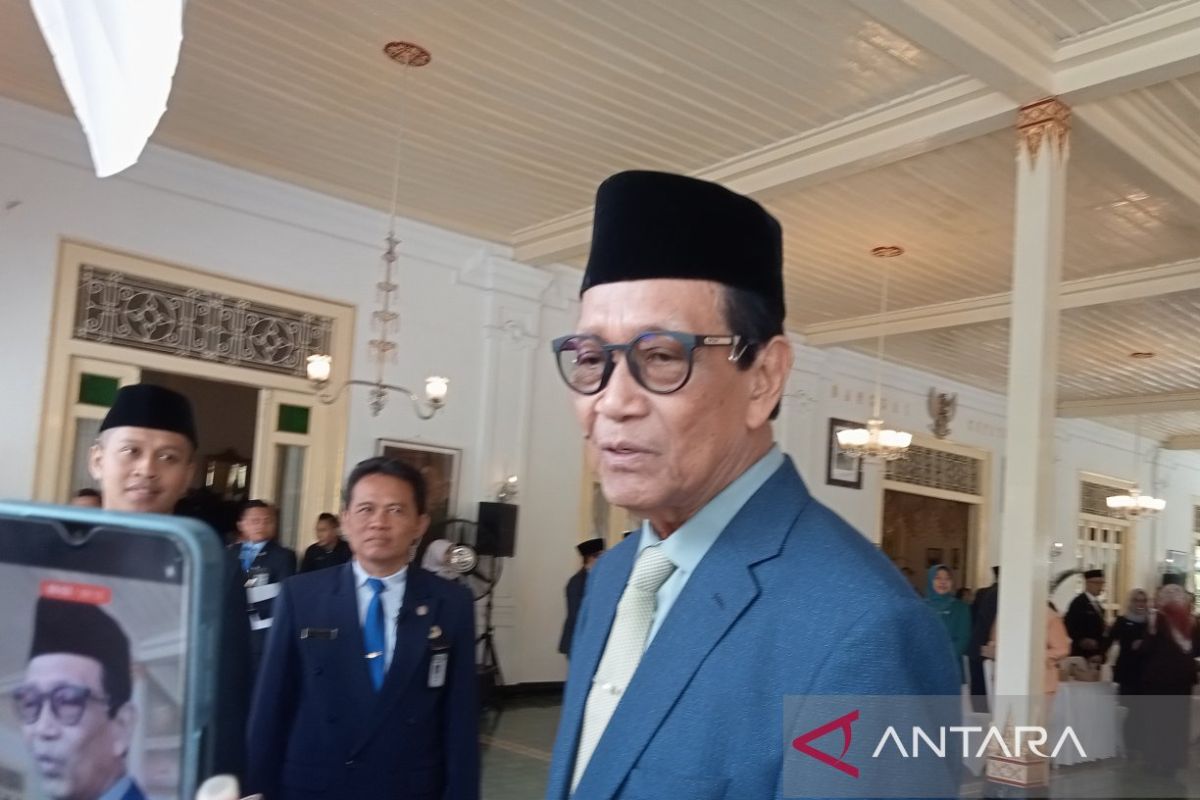 Sultan HB X Lantik 125 Pejabat Pemda DIY, Ingatkan Kekuasaan Bukan Milik Pribadi