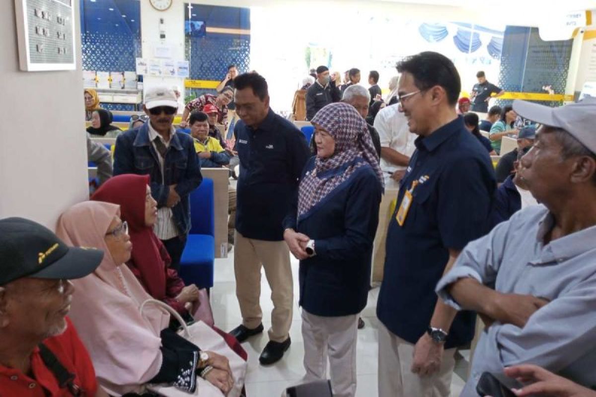 TASPEN Mulai Salurkan Gaji Ke-13 untuk 50 Ribu Pensiunan ASN di Makassar, Cair Bersamaan Gaji Juni