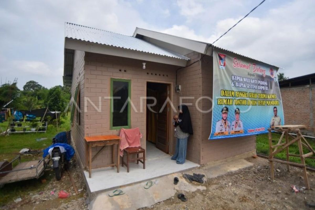 BNPB Targetkan 695 Unit Huntap Mandiri untuk Penyintas Siklon Senyar di Sumatera Barat, Contoh Rumah Sudah Dibangun di Padang