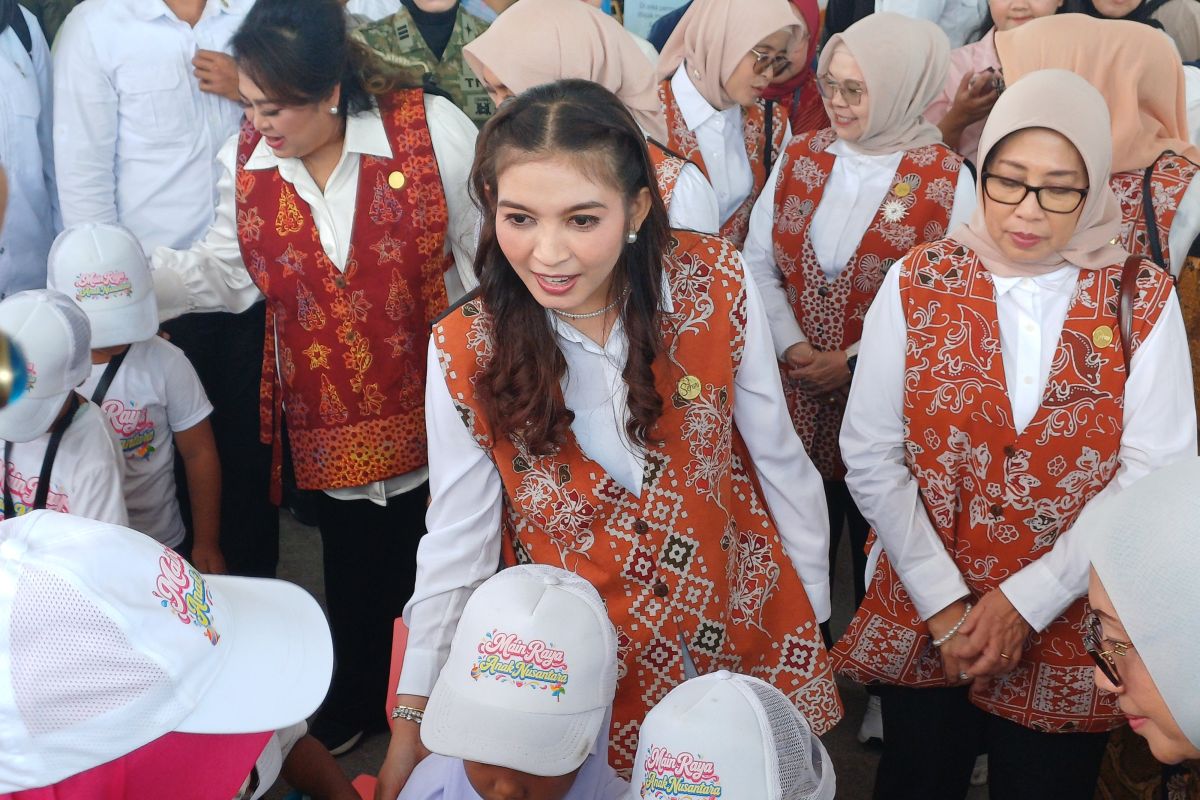 Ketum Seruni Selvi Gibran Rakabuming Tekankan Pendidikan Karakter Anak di Puncak HAN 2026 Tanjungpinang