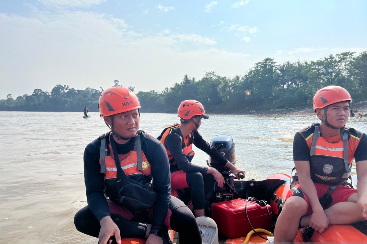 Bocah 11 Tahun Terseret Arus Sungai Musi di Muba, Tim SAR Gabungan Lakukan Penyisiran di Dua Sisi