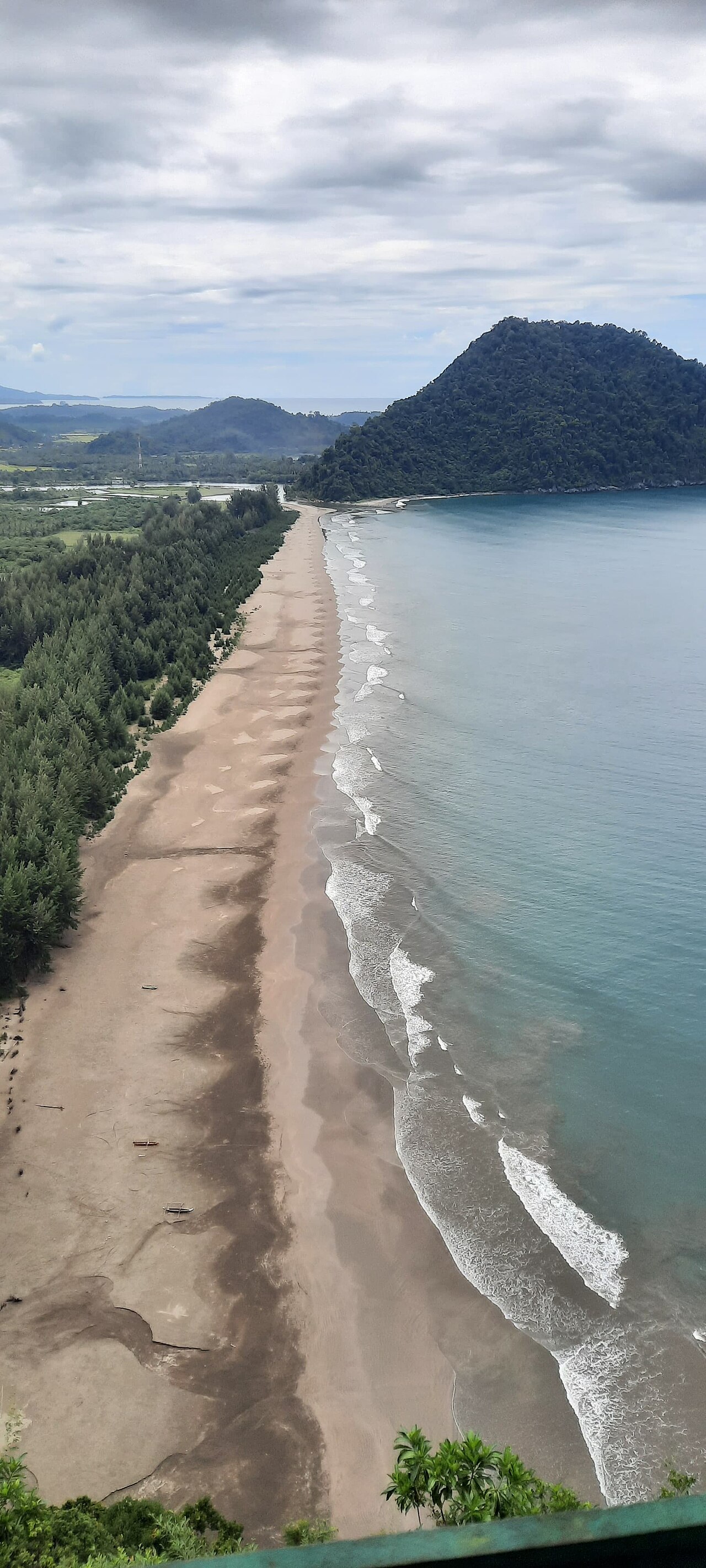 Prakiraan Cuaca Aceh Hari Ini, 16 Juli 2026: Lima Wilayah Berawan Sepanjang Hari, Suhu Capai 32°C di Banda Aceh