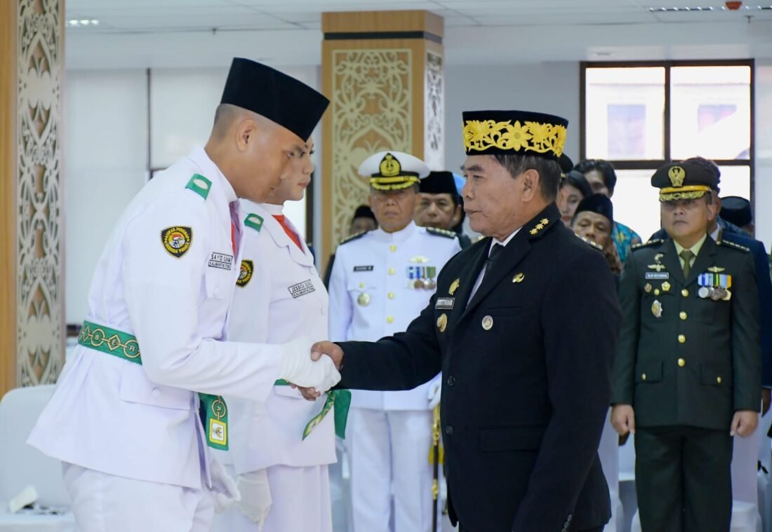 Gubernur Kaltara Zainal Paliwang Kukuhkan 26 Paskibraka untuk HUT ke-81 RI, Tekankan Jaga Integritas dan Disiplin