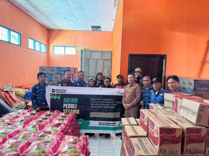 Banjir Konawe Utara: PT Antam Salurkan 440 Karung Beras dan 175 Dus Mi untuk Korban Lewat BPBD
