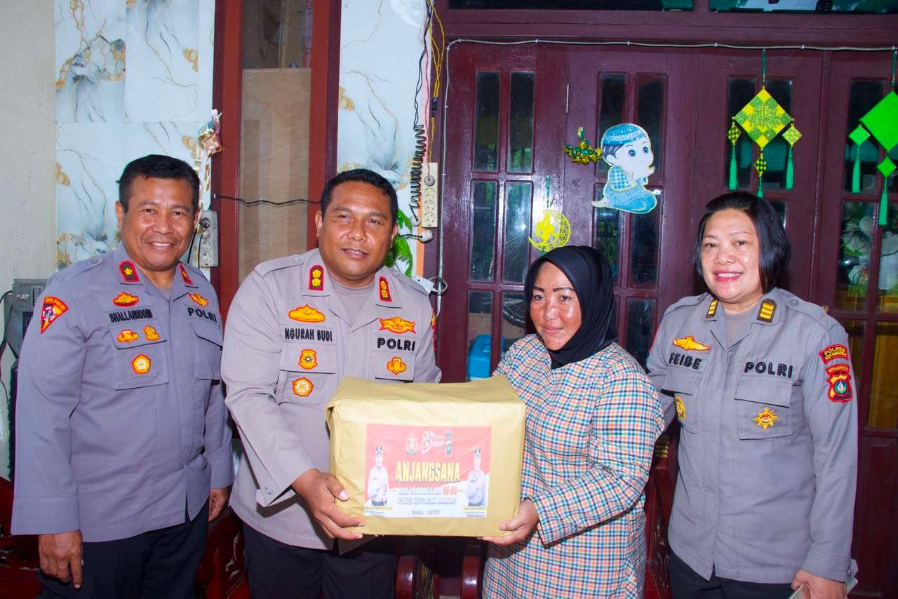 Sambangi Keluarga Almarhum Anggota Polri, Kapolres Anambas Serahkan Bantuan Sembako Jelang HUT Bhayangkara ke-80