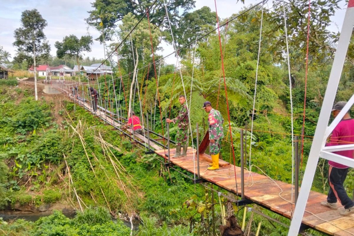 Kodim Rejang Lebong Bangun Dua Jembatan Gantung di Curup dan Sindang Beliti Ilir, Akses Warga ke Pasar Makin Dekat