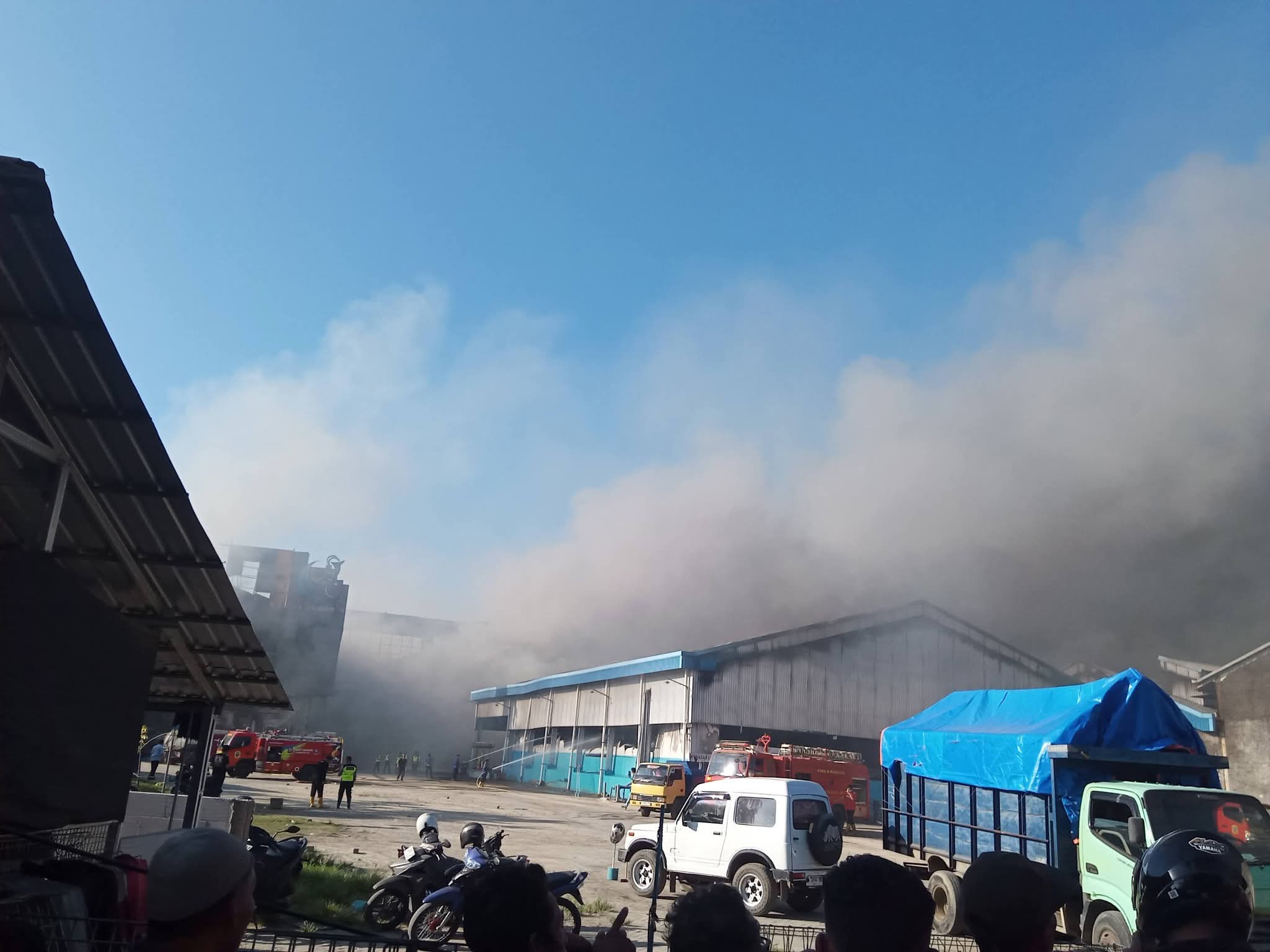 Pabrik Pengolahan Ikan PT Dua Putra Utama Makmur di Pati Terbakar Hebat, Api Dipicu Korsleting Listrik