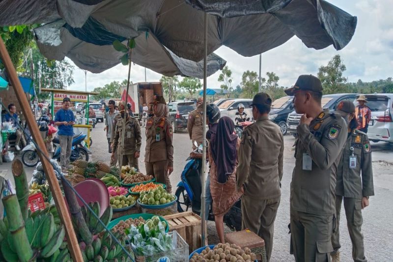 Satpol PP Barito Utara Patroli ke Pasar dan Stadion, Pelajar Nongkrong Saat Jam Sekolah Kena Pembinaan
