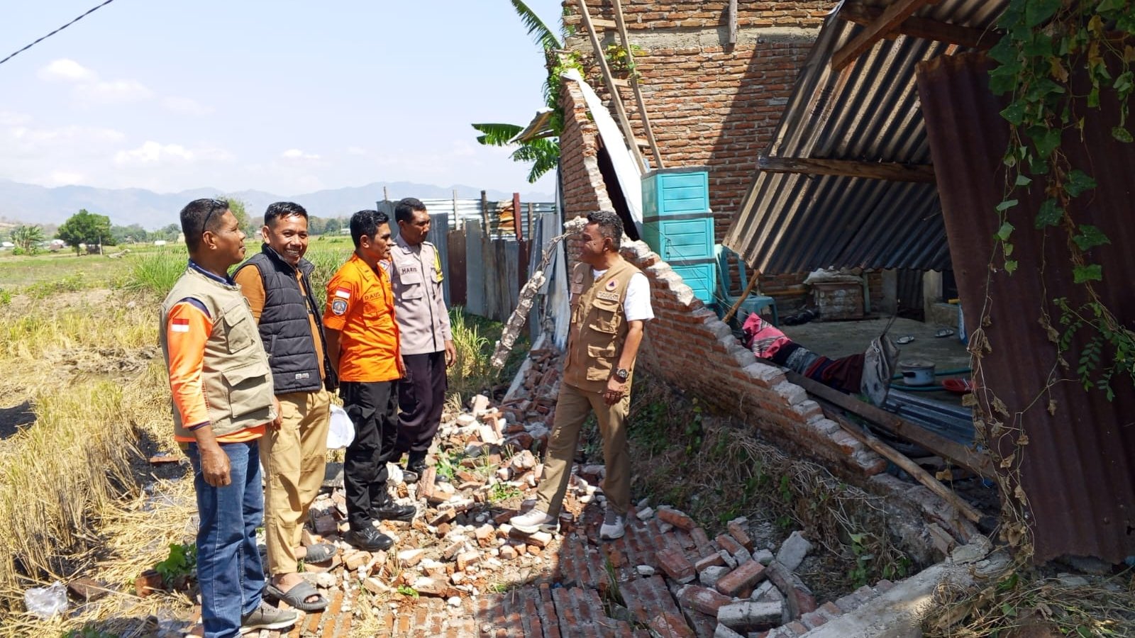 Gempa M7,7 Guncang Nusa Tenggara Timur, BPBD Kabupaten Bima Catat 8 Rumah dan Kantor Camat Lambitu Rusak