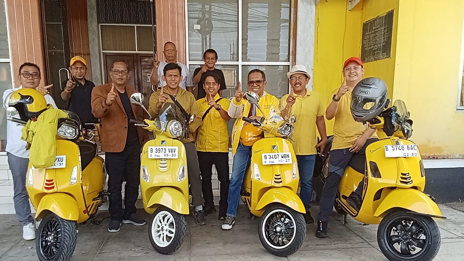 BSNPG Partai Golkar Mulai Konsolidasi Nasional lewat Tour Vespa, Rombongan Syahmud Ngabalin Targetkan 12 Kota di Jawa