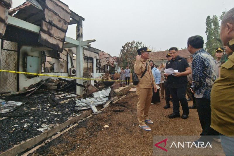 Gubernur Kalteng Instruksikan SMAN 1 Cempaga Kotim Dibangun Kembali pada 2026 Usai Terbakar