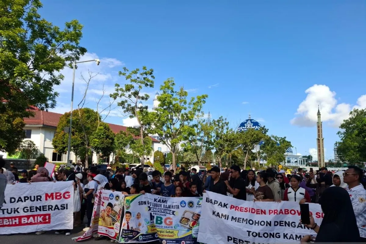 KPAI Sesalkan Pawai Dukungan MBG Libatkan Ratusan Siswa SD-SMP di Batam: Ini Eksploitasi Anak