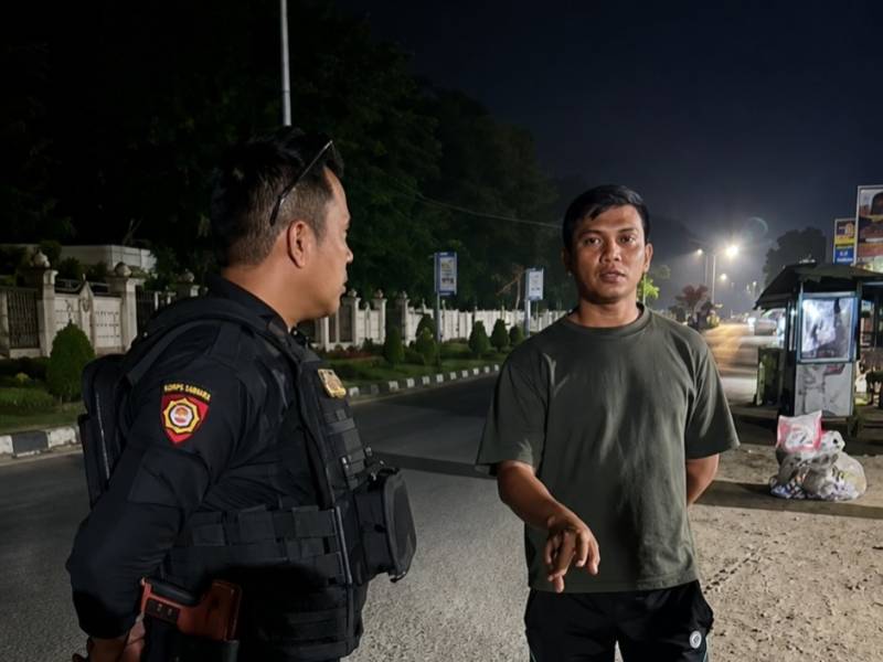 Pengendara Motor Nyaris Dibacok di Depan Kampus UHO Kendari, Polisi Buru 3 Pemuda yang Kabur ke Lorong Torikale