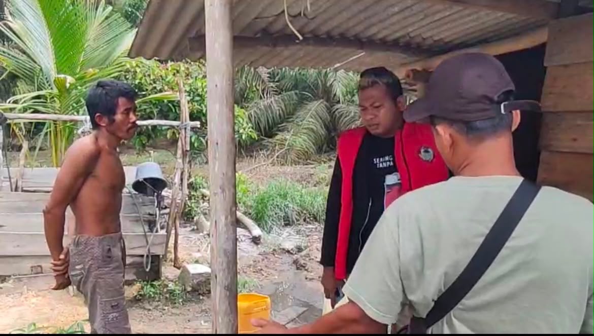 La Ode M. Murdani, Jurnalis di Bangka Belitung yang Mengawal Nasib Warga Kecil Hingga Aksi Sosial