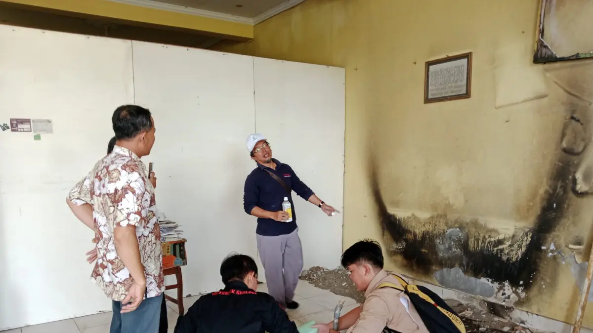 Tim UGM Jenuhkan Rumah Api Seyegan dengan Air Kapur, Ini yang Terjadi pada Tanah di Sleman