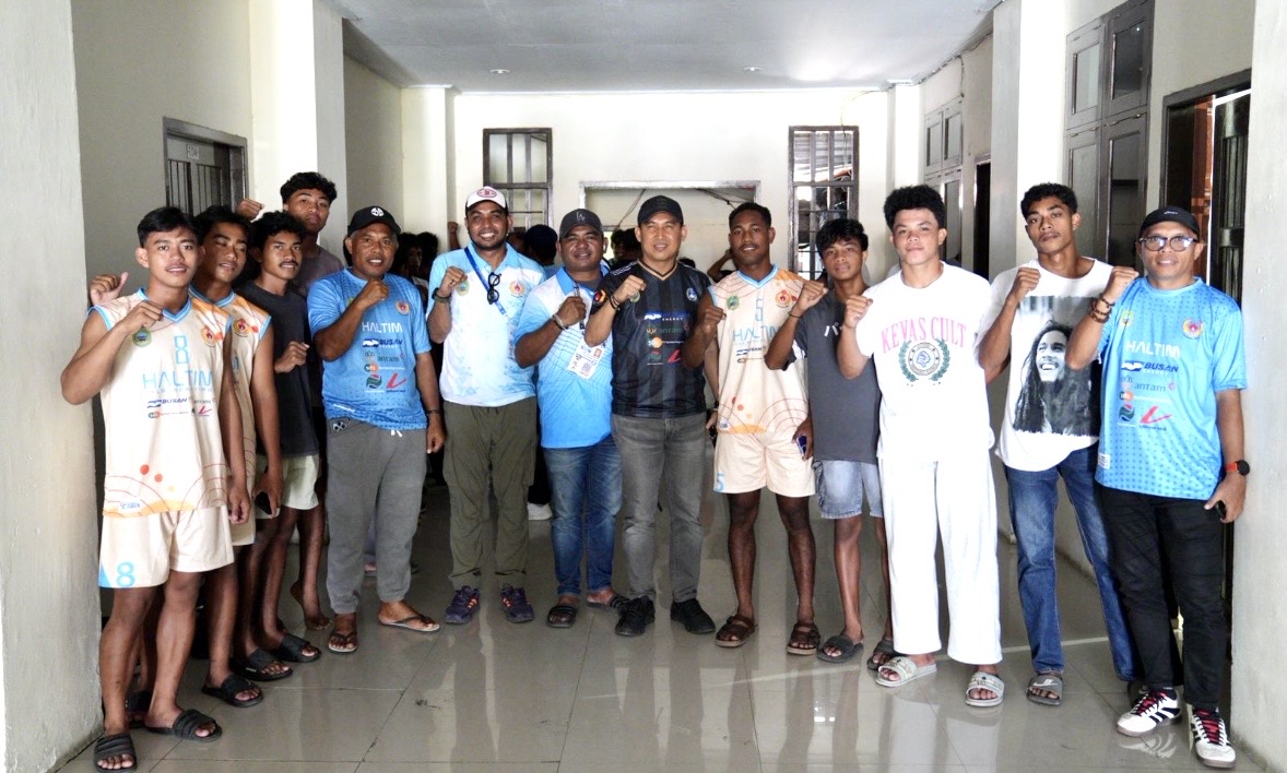 Ketua KONI Halmahera Timur Ricky Chairul Richfat Kunjungi Atlet Porprov, Janjikan Bonus Usai Pertandingan