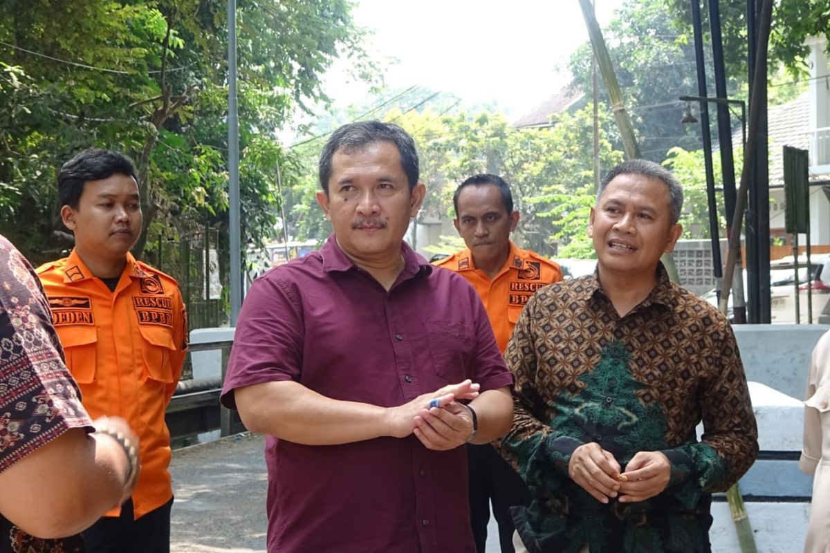 Tebing Sungai di Kasihan Bantul Sudah Bergerak, DPRD DIY Desak Mitigasi Longsor Sebelum Timbulkan Korban Jiwa
